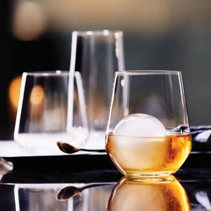Set of six Stolzle Lausitz Quatrophil whisky tumbler glasses, 470ml, made of clear glass for whisky serving.