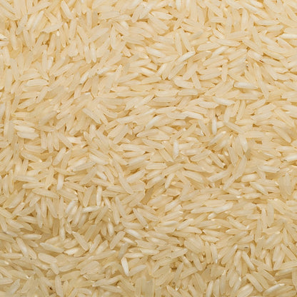 Long grain white rice from Whole Food Earth, showing fluffy cooked Patna rice grains in a bowl.