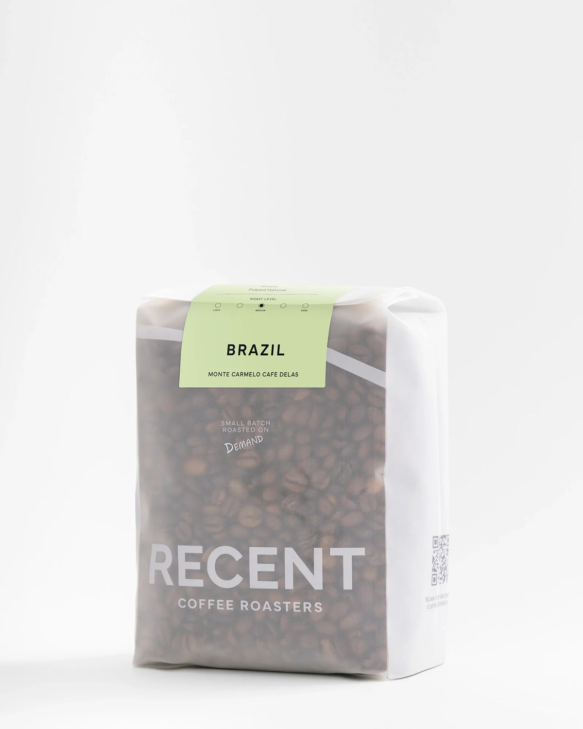 Recent Beans Eagle Monte Carmelo Medium Roast Coffee in 500g bag, showcasing rich roasted coffee beans from Brazil.