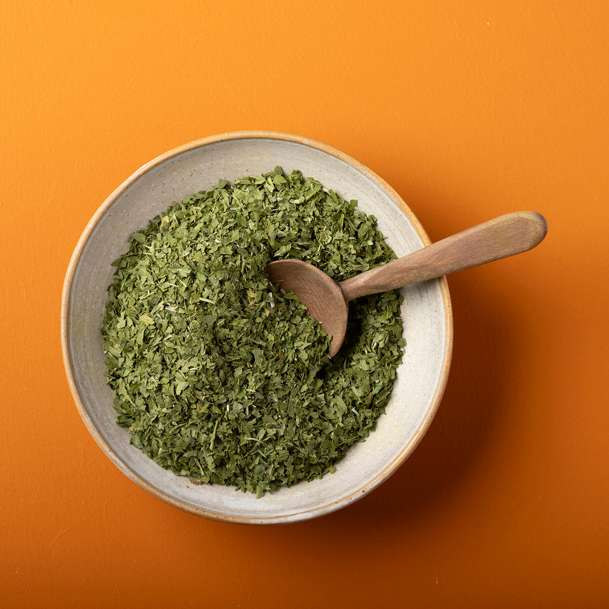 Organic dried parsley from Wild Elephant, 50g package, fresh-looking green herb for herbs and spices cooking.