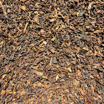 Loose leaf decaf English Breakfast black tea by Porter Hill Tea Company in a natural, aromatic tea blend.