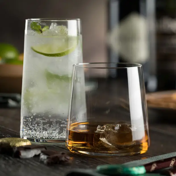 Glassware UK Mode double old fashioned glass tumbler, 410ml, clear whisky tumbler with a sturdy base and elegant design.