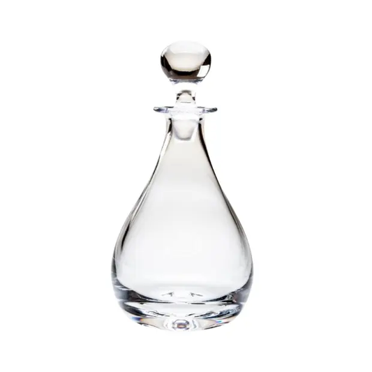 Elegant glass teardrop-shaped wine decanter by Glassware UK, 0.75L capacity, with a sleek crystal design for aerating wine.