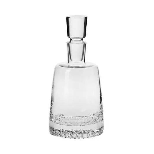 Krosno whisky decanter with 0.95L capacity, clear glass carafe featuring a sleek design for storing and serving whisky.