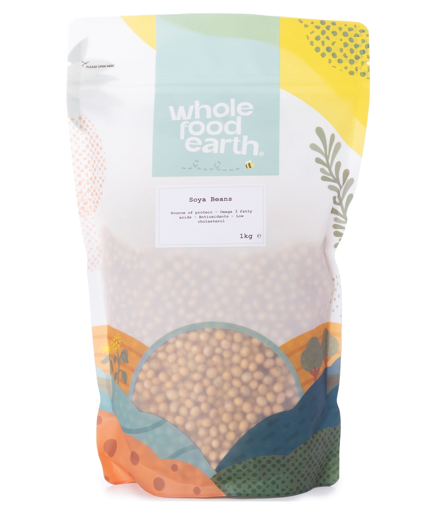 Whole Food Earth soybeans in a 1kg bag, fresh beans and pulses for healthy cooking and plant-based diets.