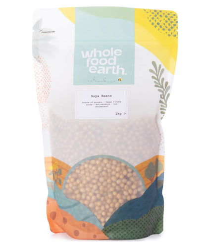 Whole Food Earth soybeans in a 1kg bag, fresh beans and pulses for healthy cooking and plant-based diets.