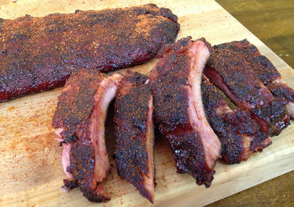 FireFly Barbecue Memphis Dry Savoury BBQ Rub in a jar, with a close-up of the spice blend for grilling and smoking.