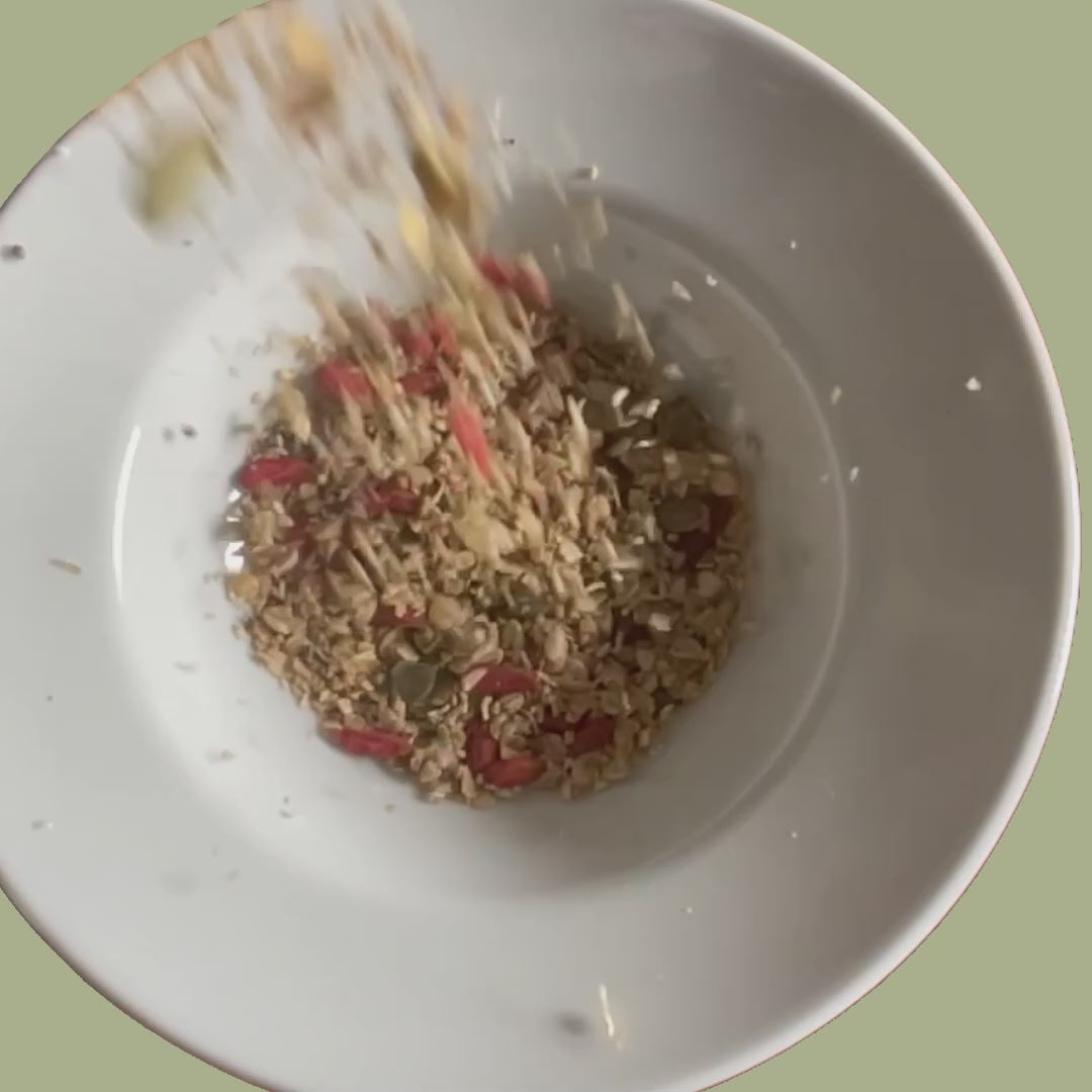FORTHAY GRANOLA SUPER SEED & GOJI BERRY GRANOLA 450G.