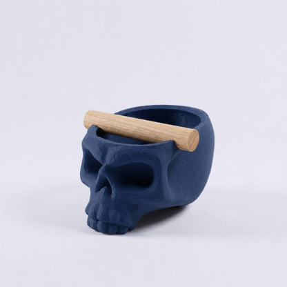 Dark blue Gothic skull espresso knock box with oak bar by KNOCDIC®, featuring a detailed skull design for coffee accessories.