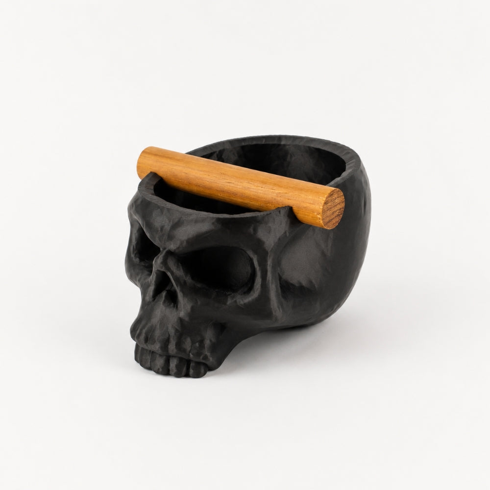 Gothic skull espresso knock box with oak bar from KNOCDIC® for coffee grounds disposal, featuring a dark skull design and sturdy oak handle.