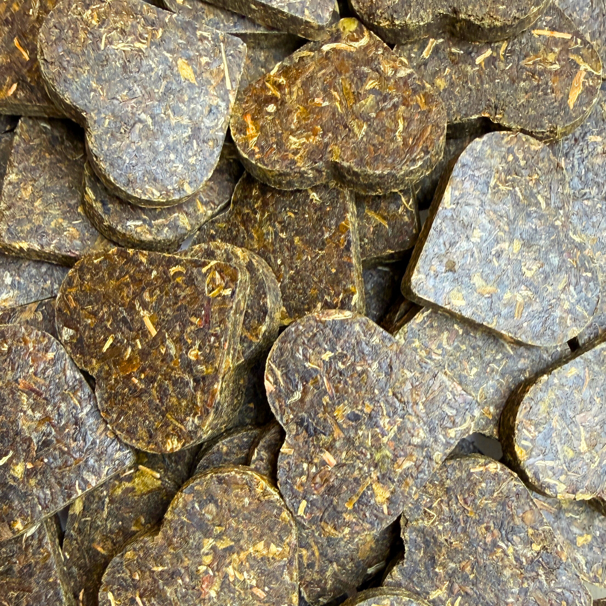 Green Heart Warmer tea from Porter Hill Tea Company, featuring a vibrant green tea blend in a cozy, inviting package.