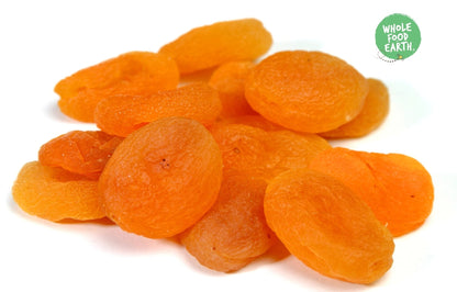 Large dried apricots from Whole Food Earth, GMO-free vegan dried fruits with no added sugar, shown in a close-up image.